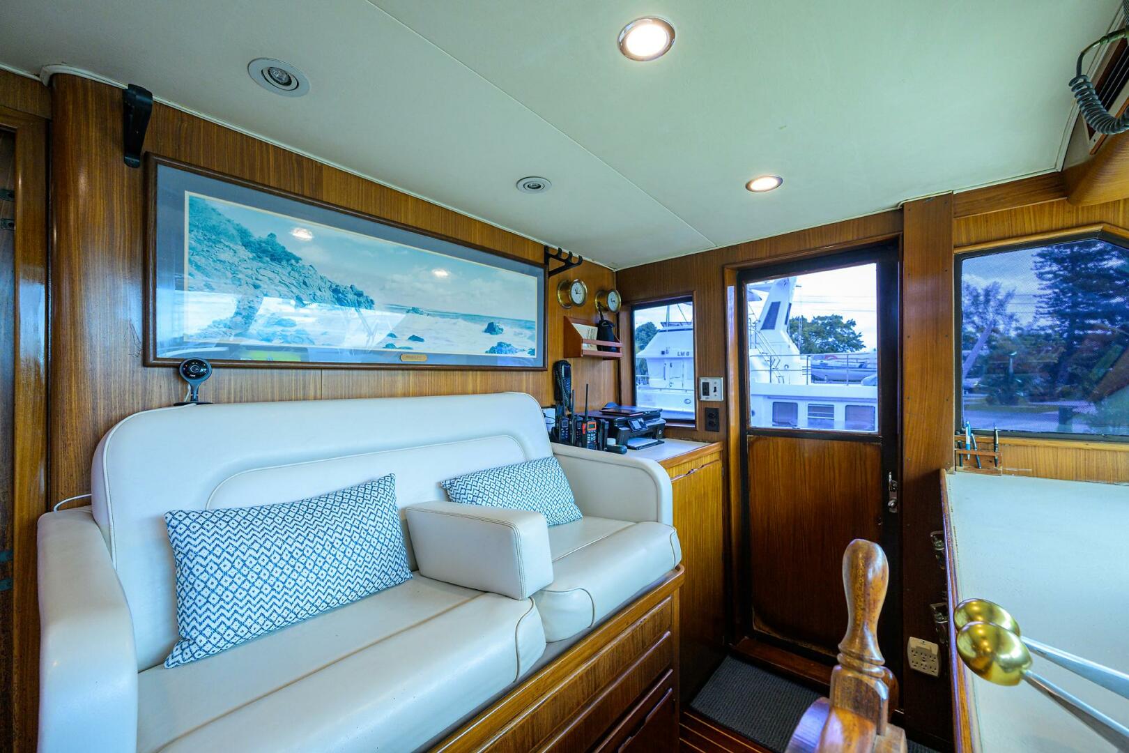 FOREVER YOUNG 78ft Hatteras Yacht For Sale