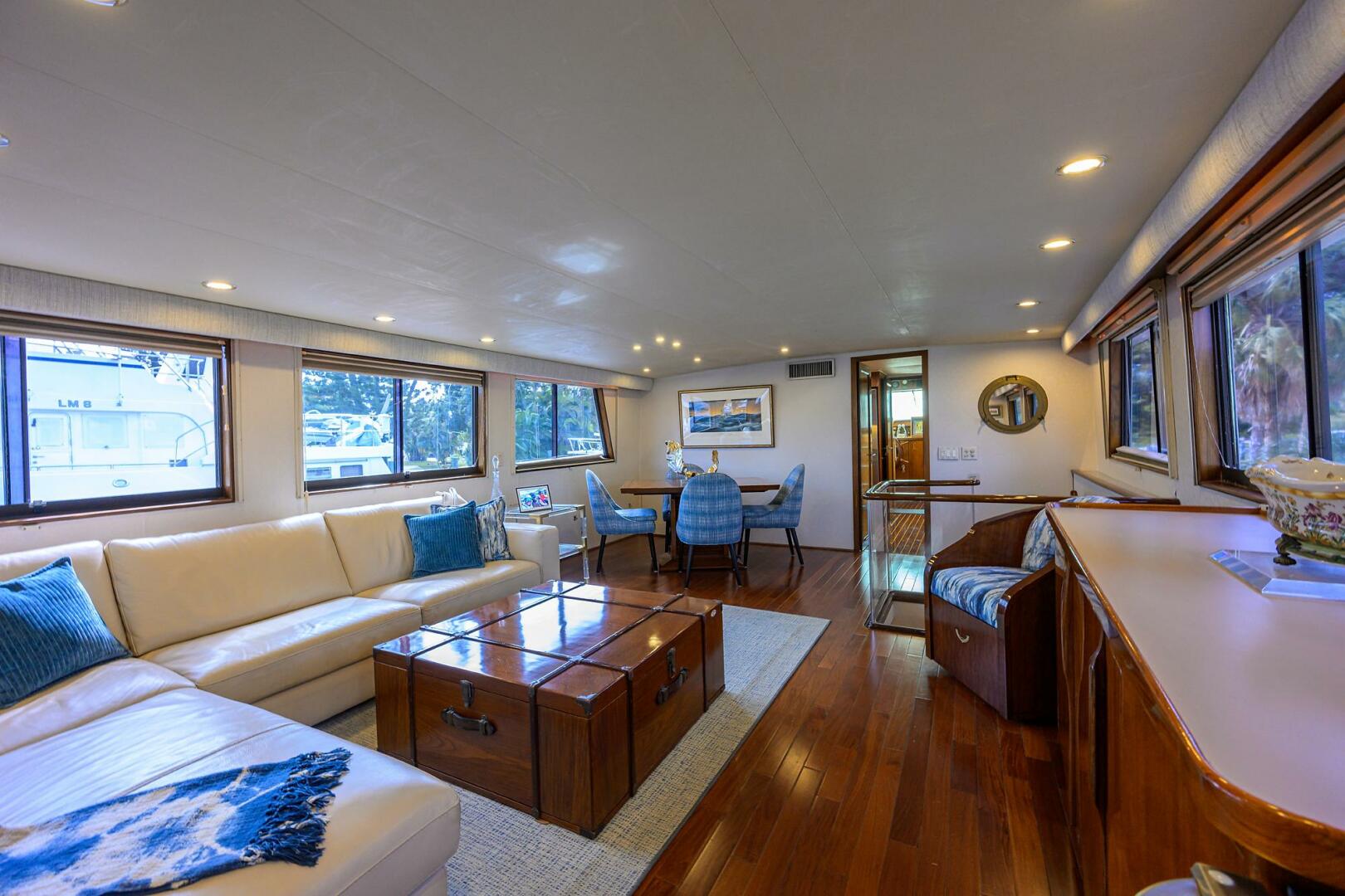 FOREVER YOUNG 78ft Hatteras Yacht For Sale