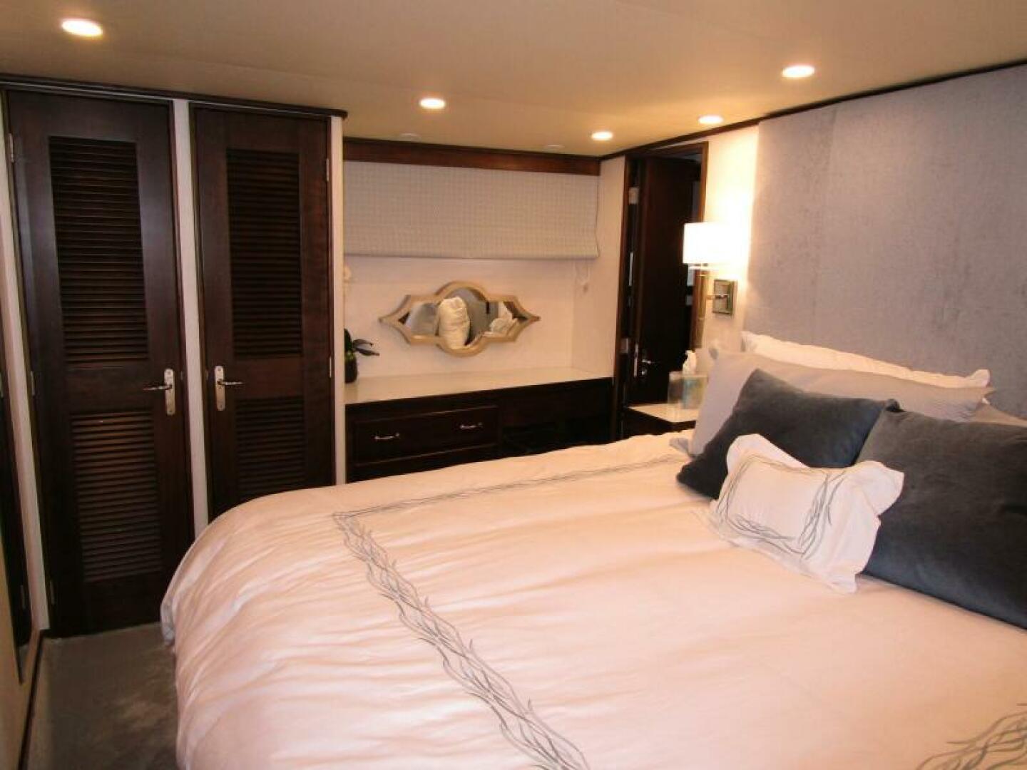 SHEPSL X 87ft Burger Yacht For Sale