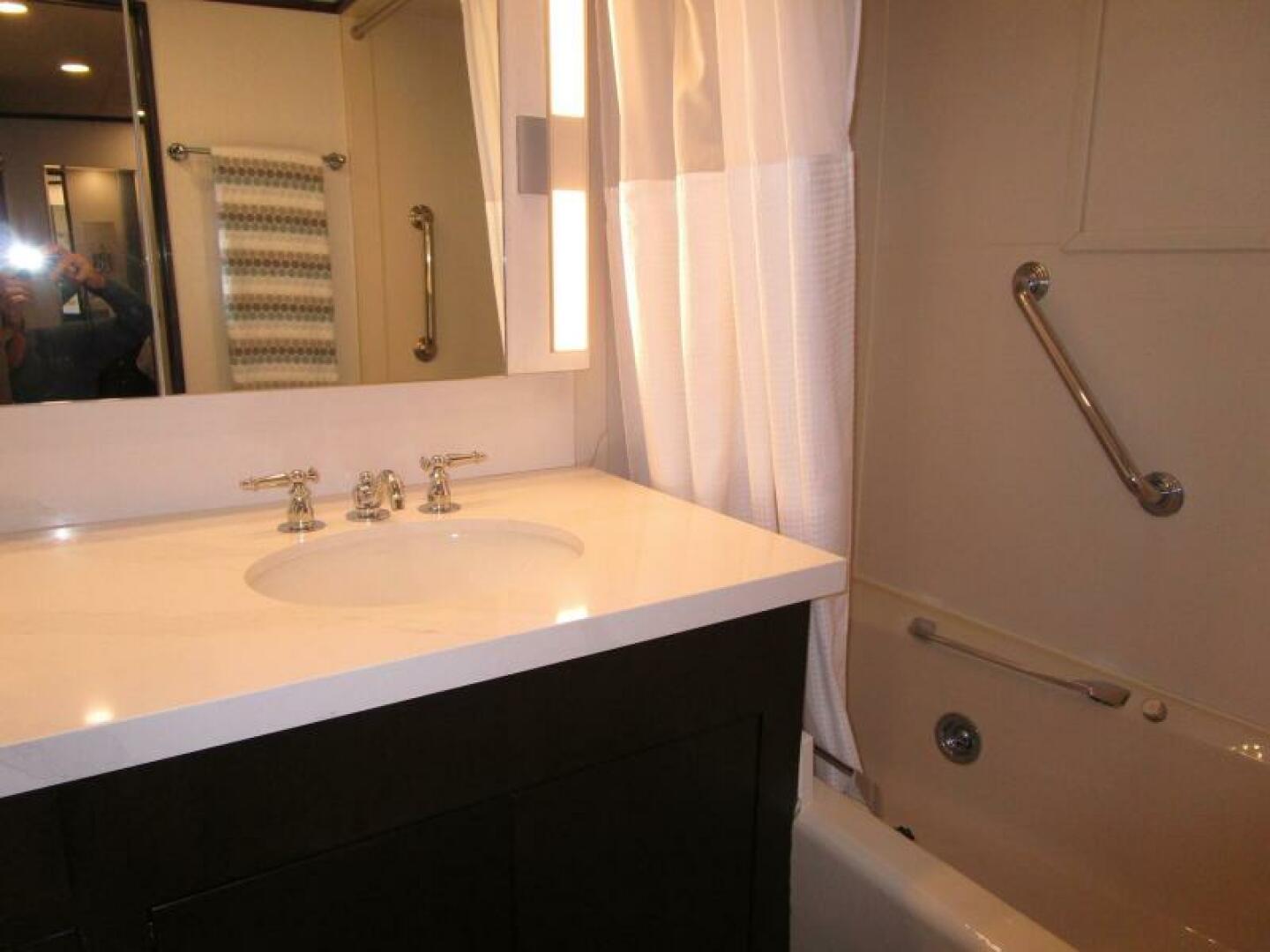 SHEPSL X 87ft Burger Yacht For Sale