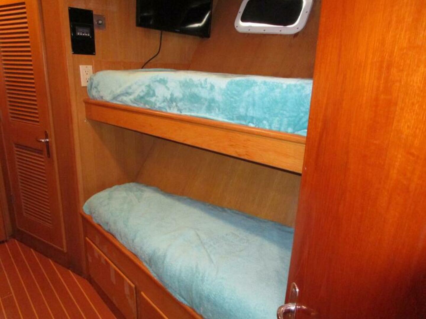 SHEPSL X 87ft Burger Yacht For Sale