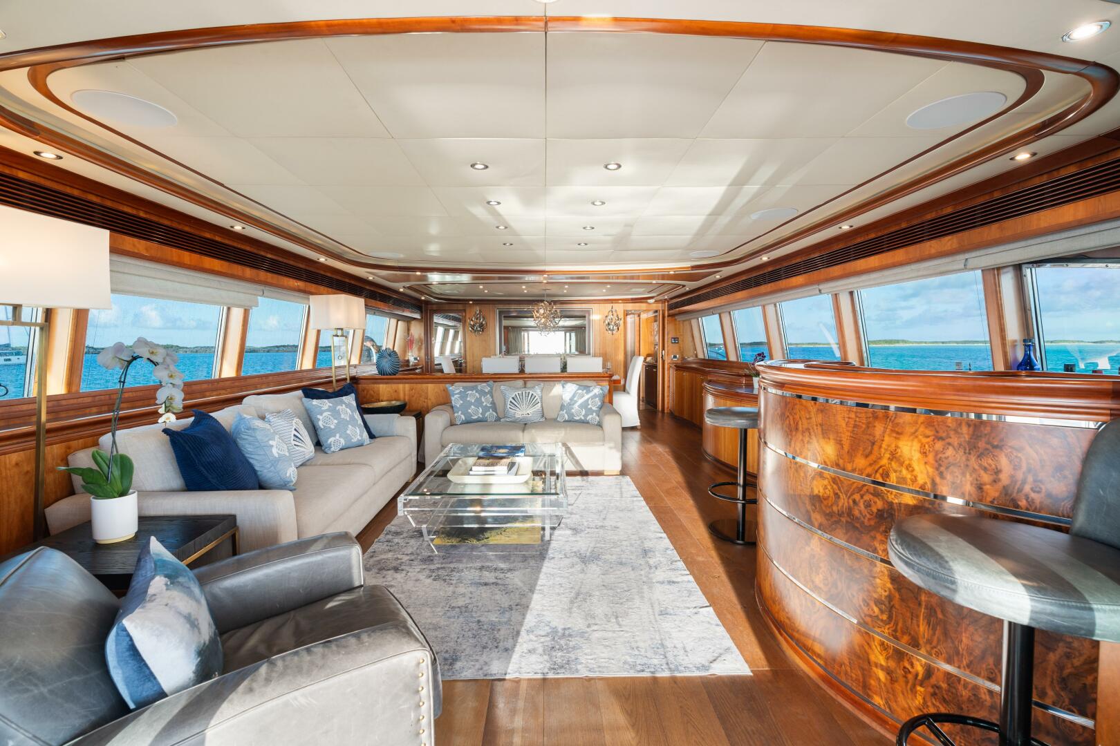 2004 Ferretti Yachts 