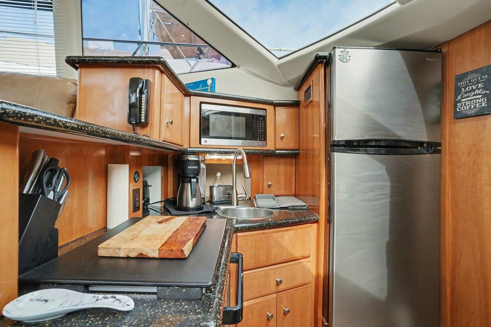 Still Not My Fault 39ft Carver Yacht For Sale Still Not My Fault 39ft Carver Yacht For Sale