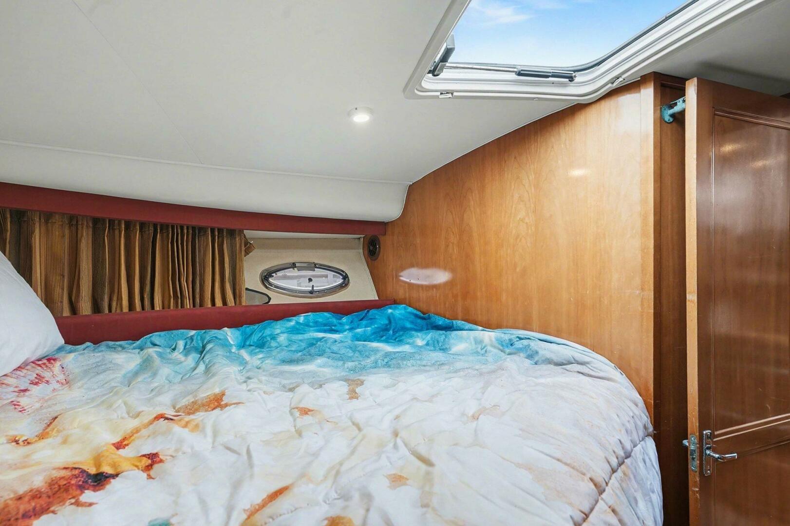 Still Not My Fault 39ft Carver Yacht For Sale Still Not My Fault 39ft Carver Yacht For Sale