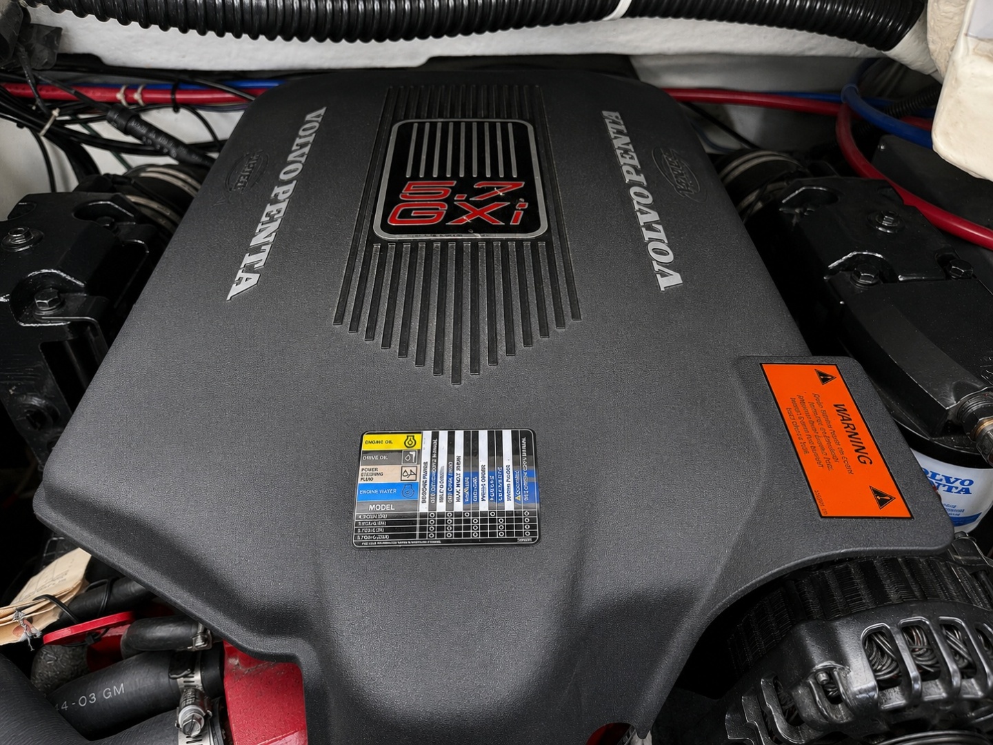 2004 Regal 3260 Commodore