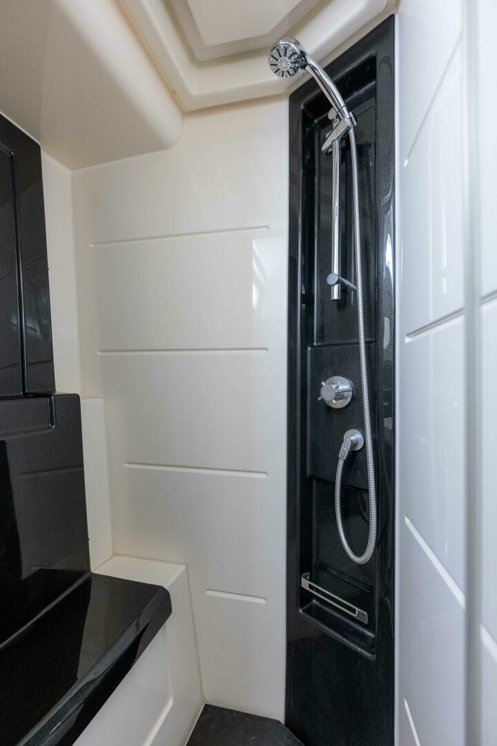 2015 Azimut 55S Lithium