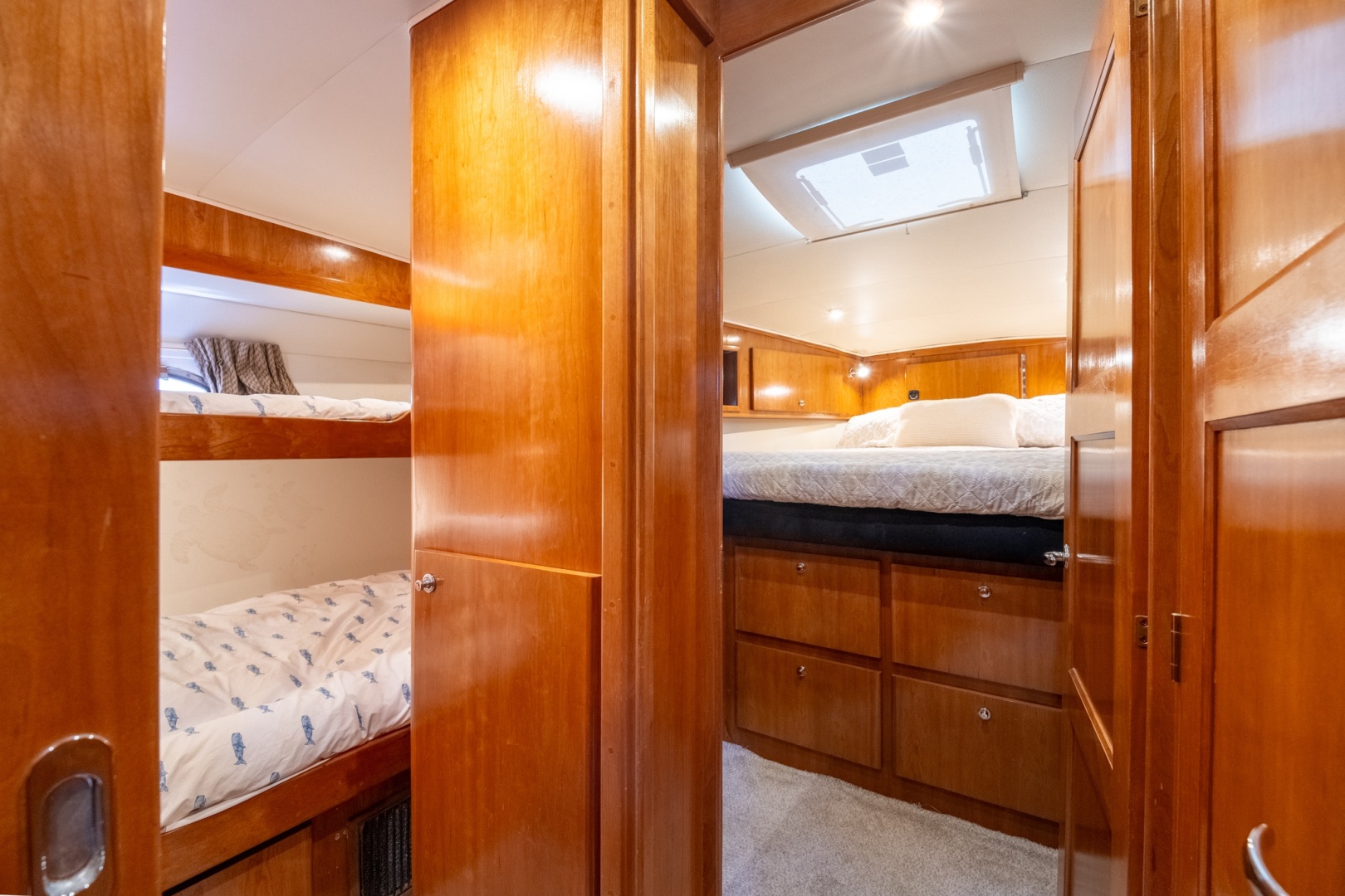 2003 Navigator 5700