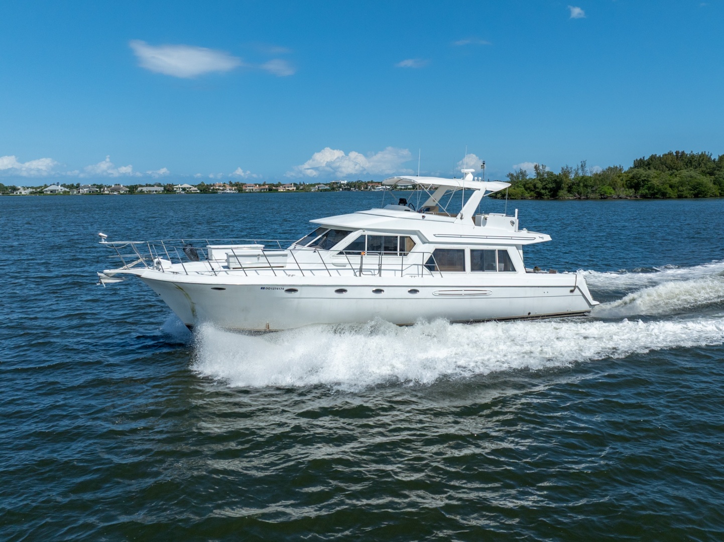 2003 Navigator 5700