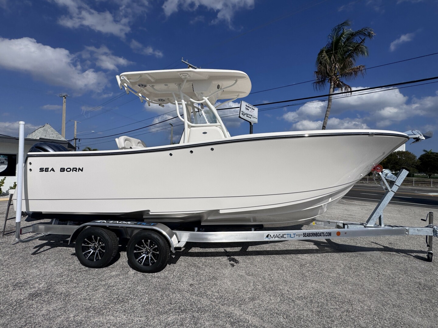 23ft Sea Born Yacht For Sale