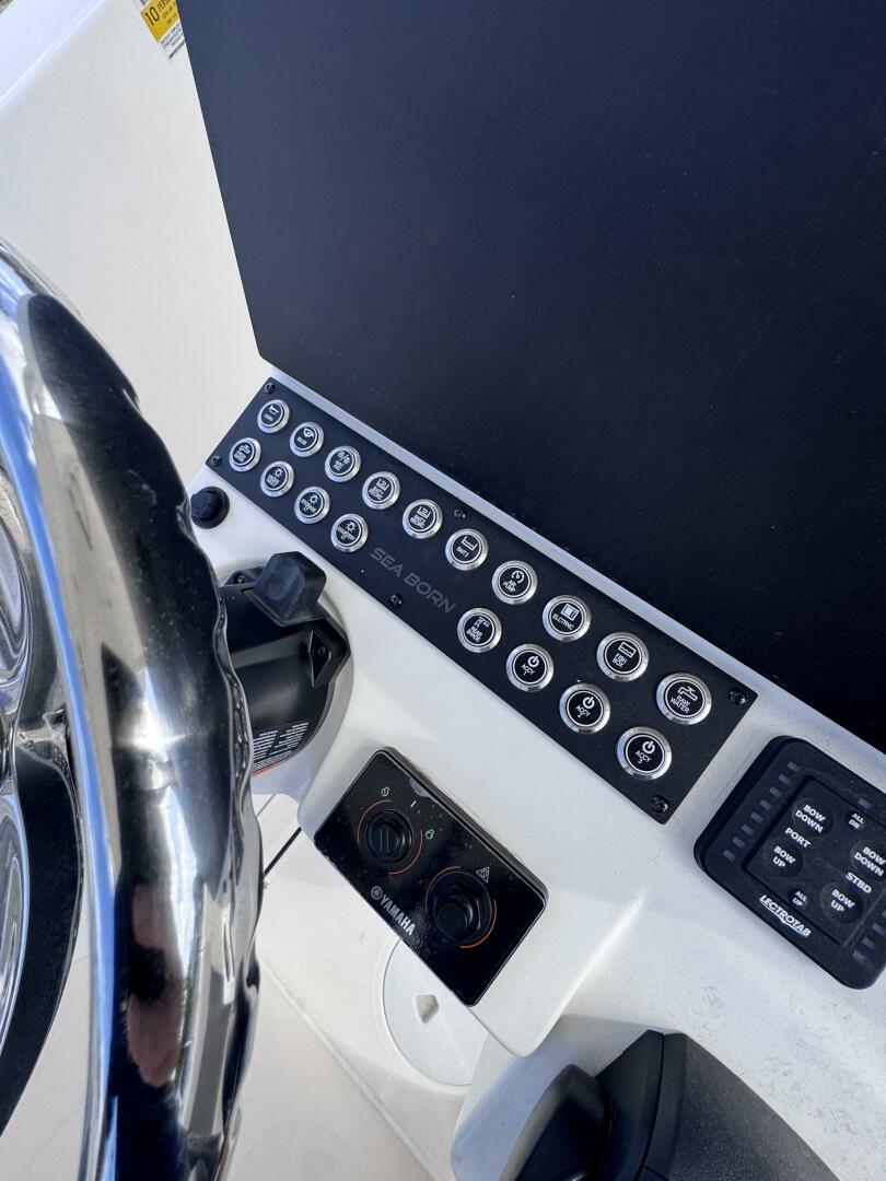 23ft Sea Born Yacht For Sale