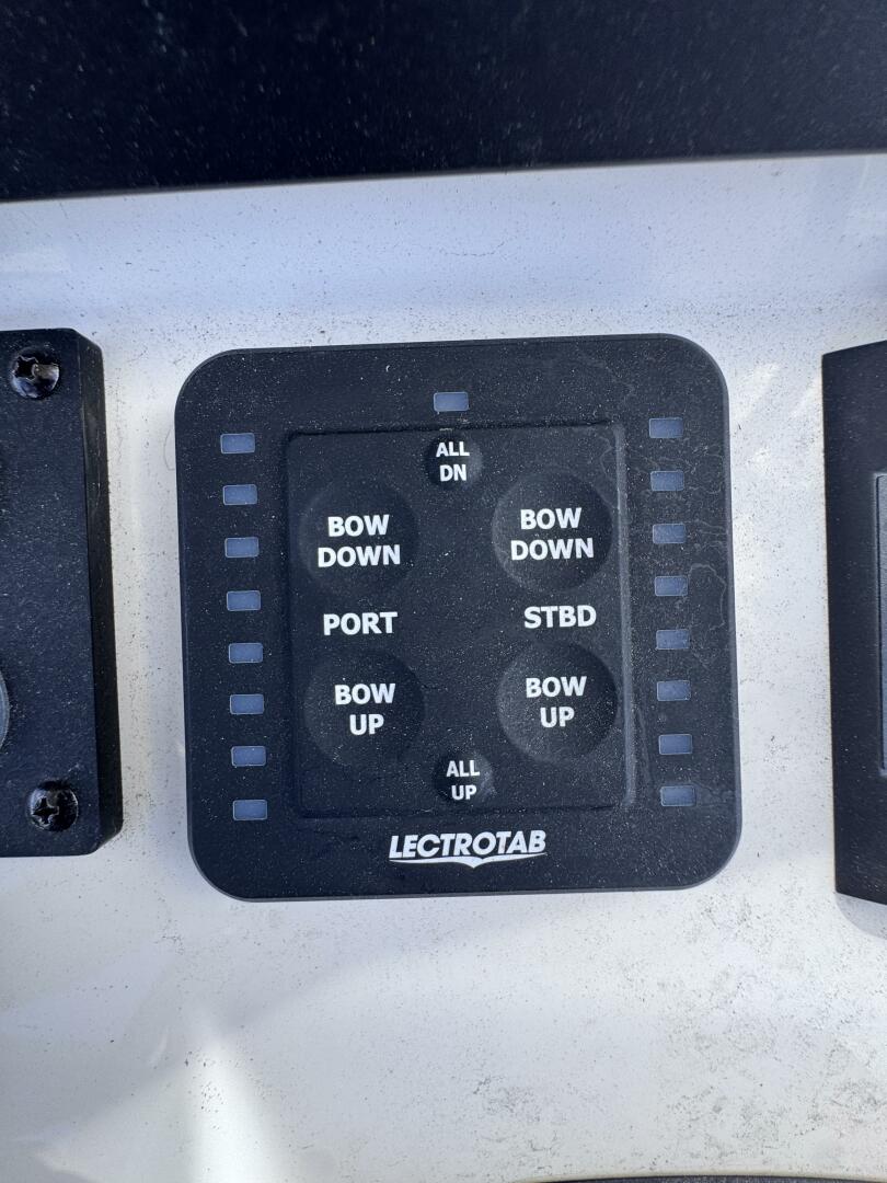 23ft Sea Born Yacht For Sale