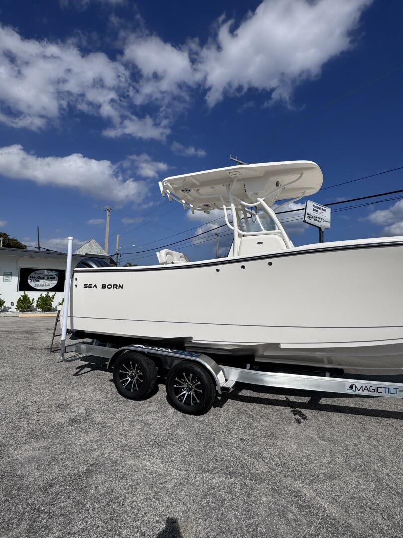 23ft Sea Born Yacht For Sale