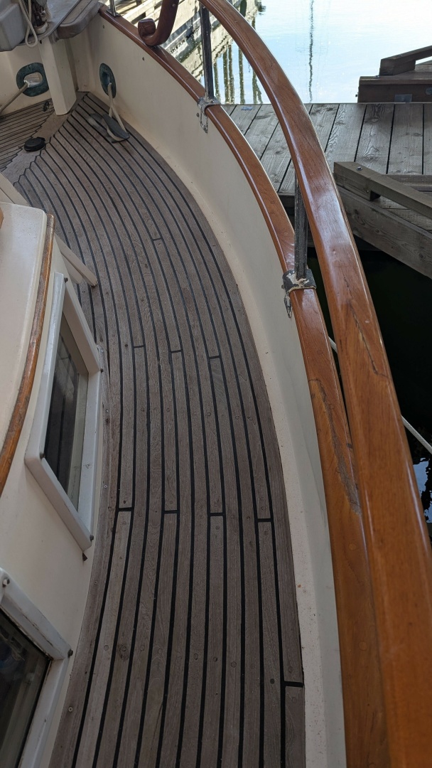 1974 Grand Banks 36 Classic