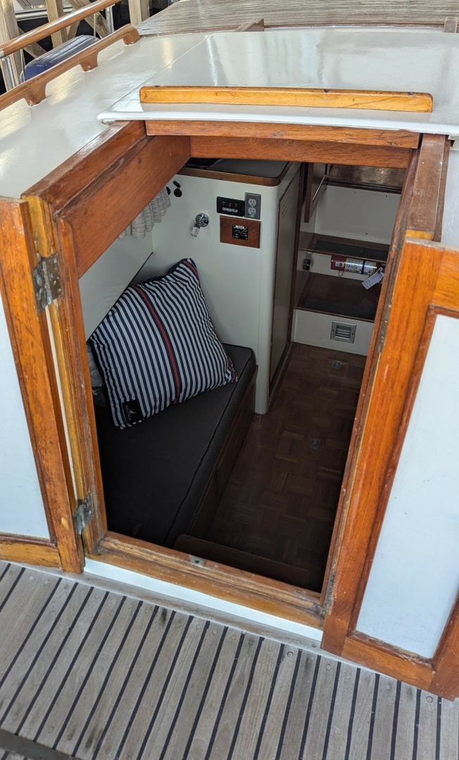 Catrina II 36ft Grand Banks Yacht For Sale Catrina II 36ft Grand Banks Yacht For Sale