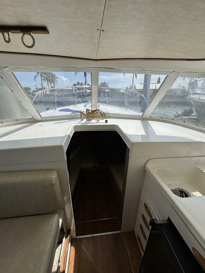 Last Pitch 31ft Bertram Yacht For Sale Last Pitch 31ft Bertram Yacht For Sale