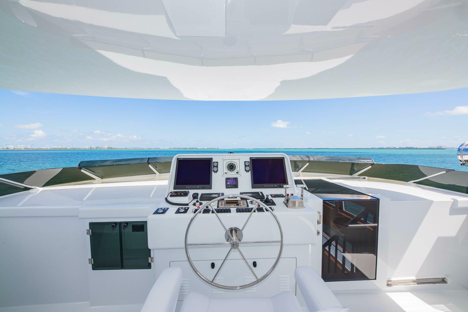 SILVER SEAS 107ft Burger Yacht For Sale