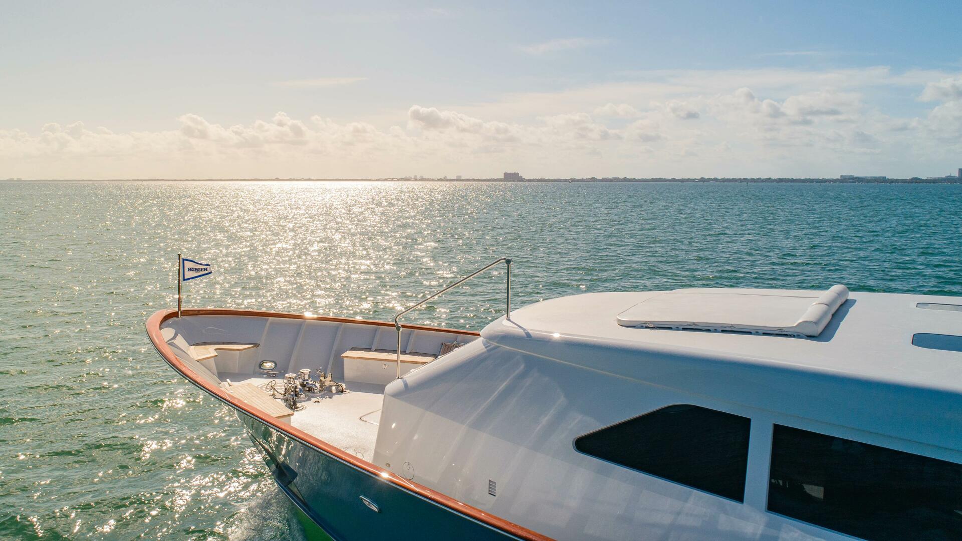 SILVER SEAS 107ft Burger Yacht For Sale