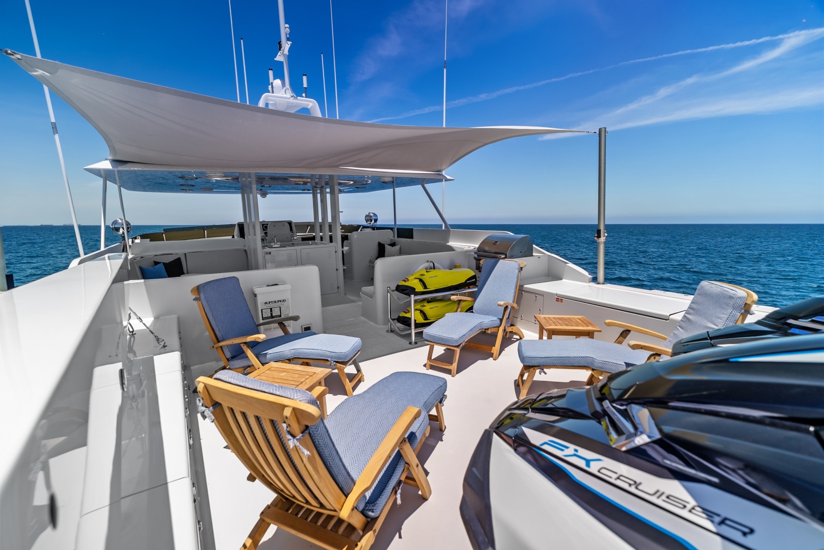 SILVER SEAS 107ft Burger Yacht For Sale SILVER SEAS 107ft Burger Yacht For Sale