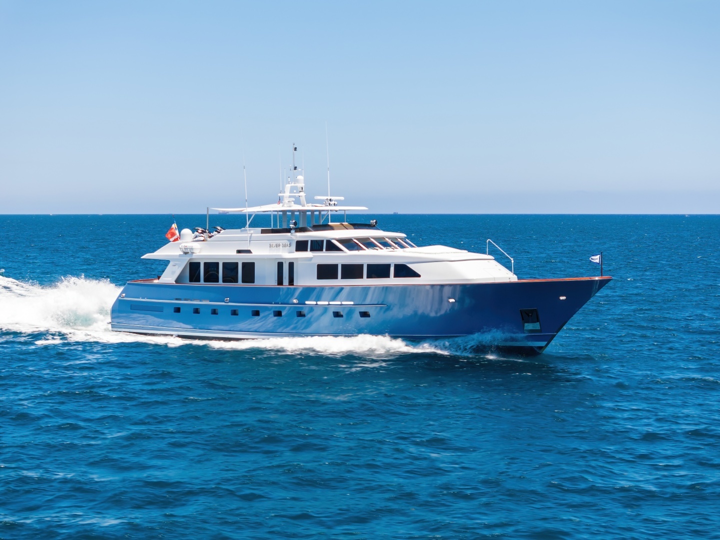 Burger Raised Pilothouse — SILVER SEAS