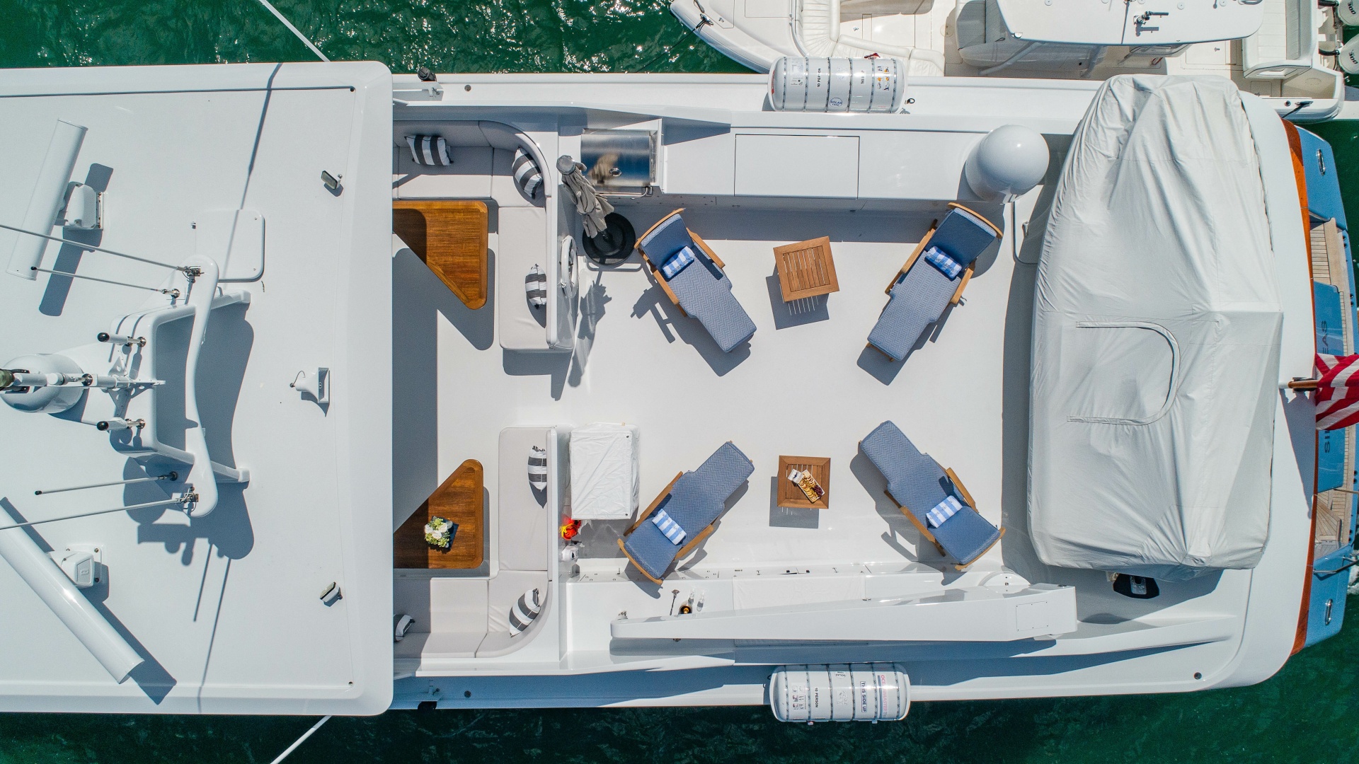 SILVER SEAS 107ft Burger Yacht For Sale