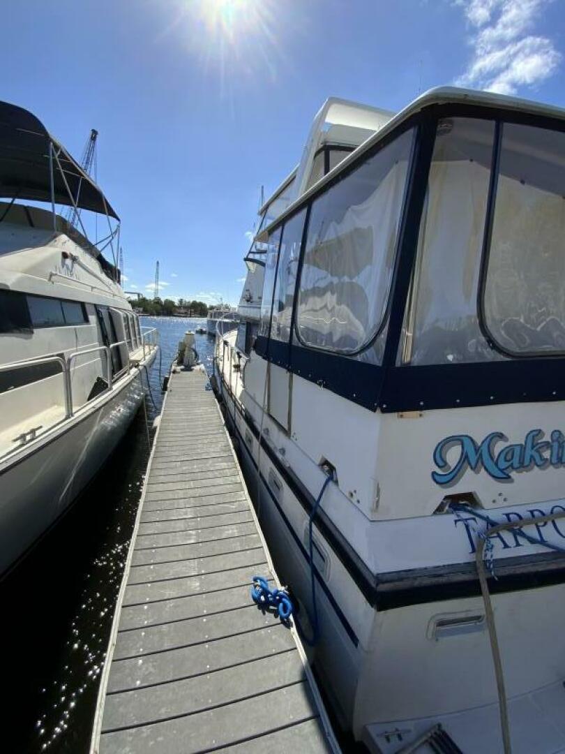 MAKIN MEMORIES 41ft President Yacht For Sale