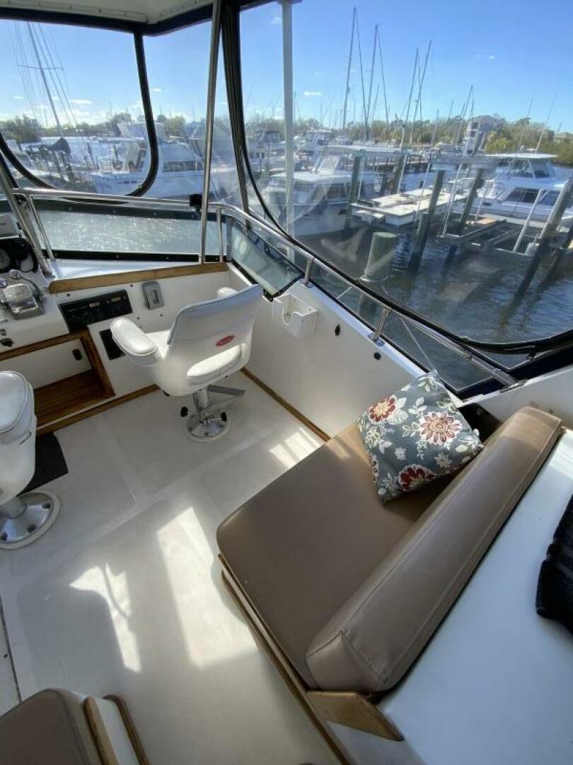 MAKIN MEMORIES 41ft President Yacht For Sale