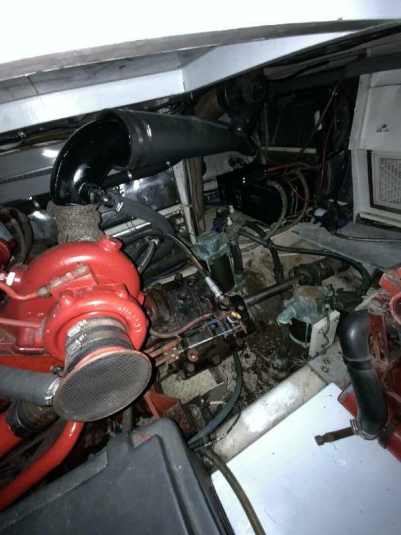 MAKIN MEMORIES 41ft President Yacht For Sale