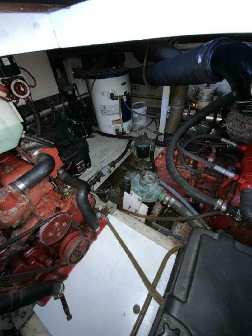 MAKIN MEMORIES 41ft President Yacht For Sale