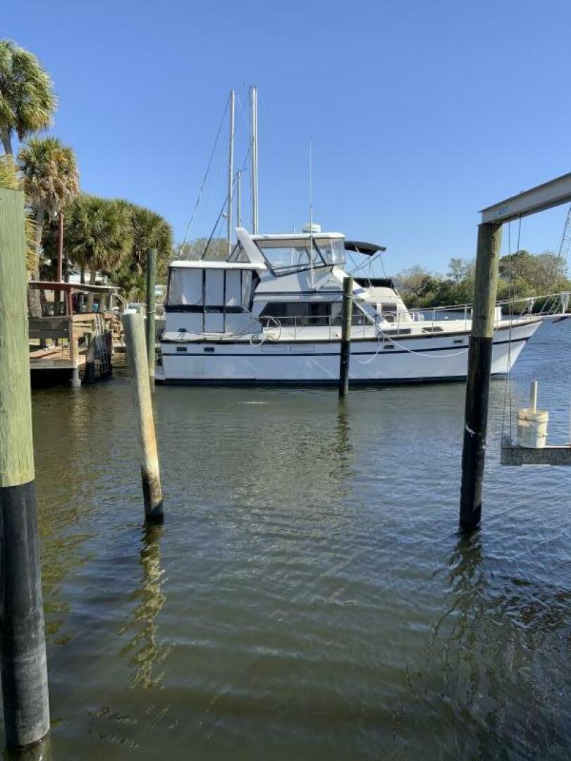 MAKIN MEMORIES 41ft President Yacht For Sale