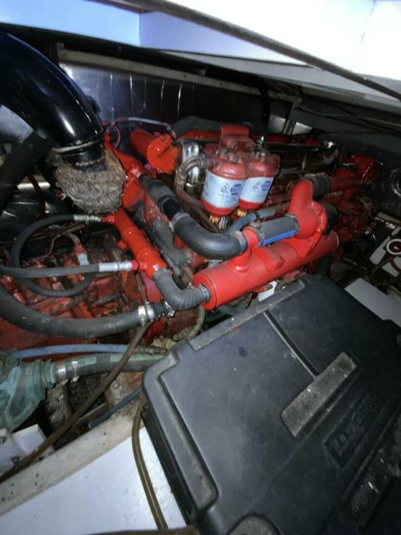 MAKIN MEMORIES 41ft President Yacht For Sale