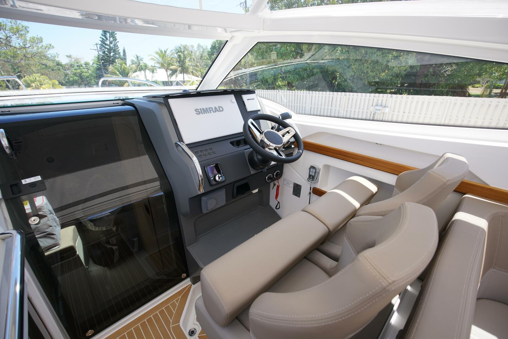 In Stock 2024 Nimbus W9 288 30ft Nimbus Yacht For Sale