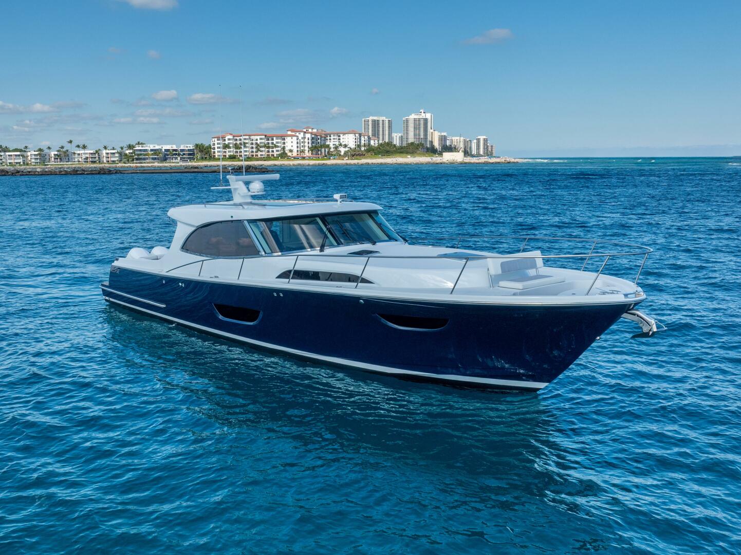 ECLIPSE 505 Shadow 003 50ft ECLIPSE Yacht For Sale