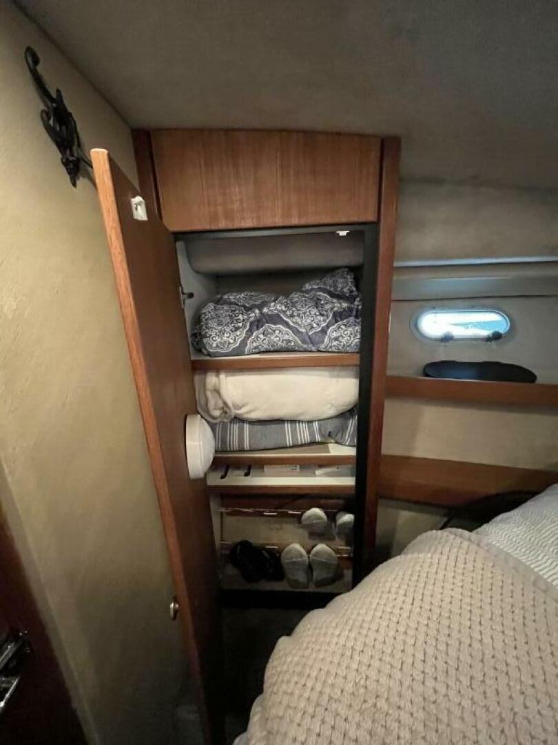 Wicked Twisted Road 37ft Bayliner Yacht For Sale