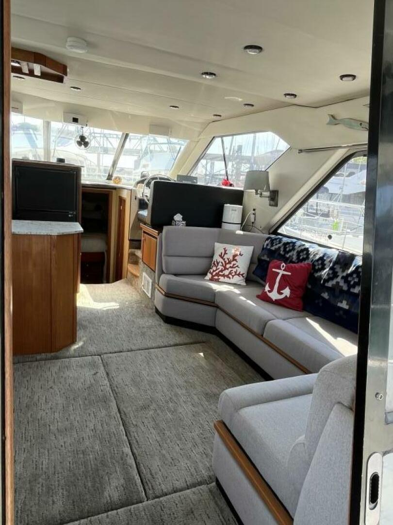 Wicked Twisted Road 37ft Bayliner Yacht For Sale