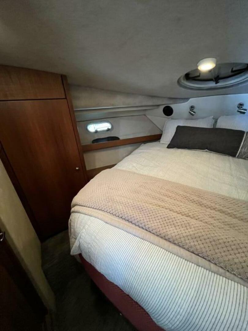 Wicked Twisted Road 37ft Bayliner Yacht For Sale