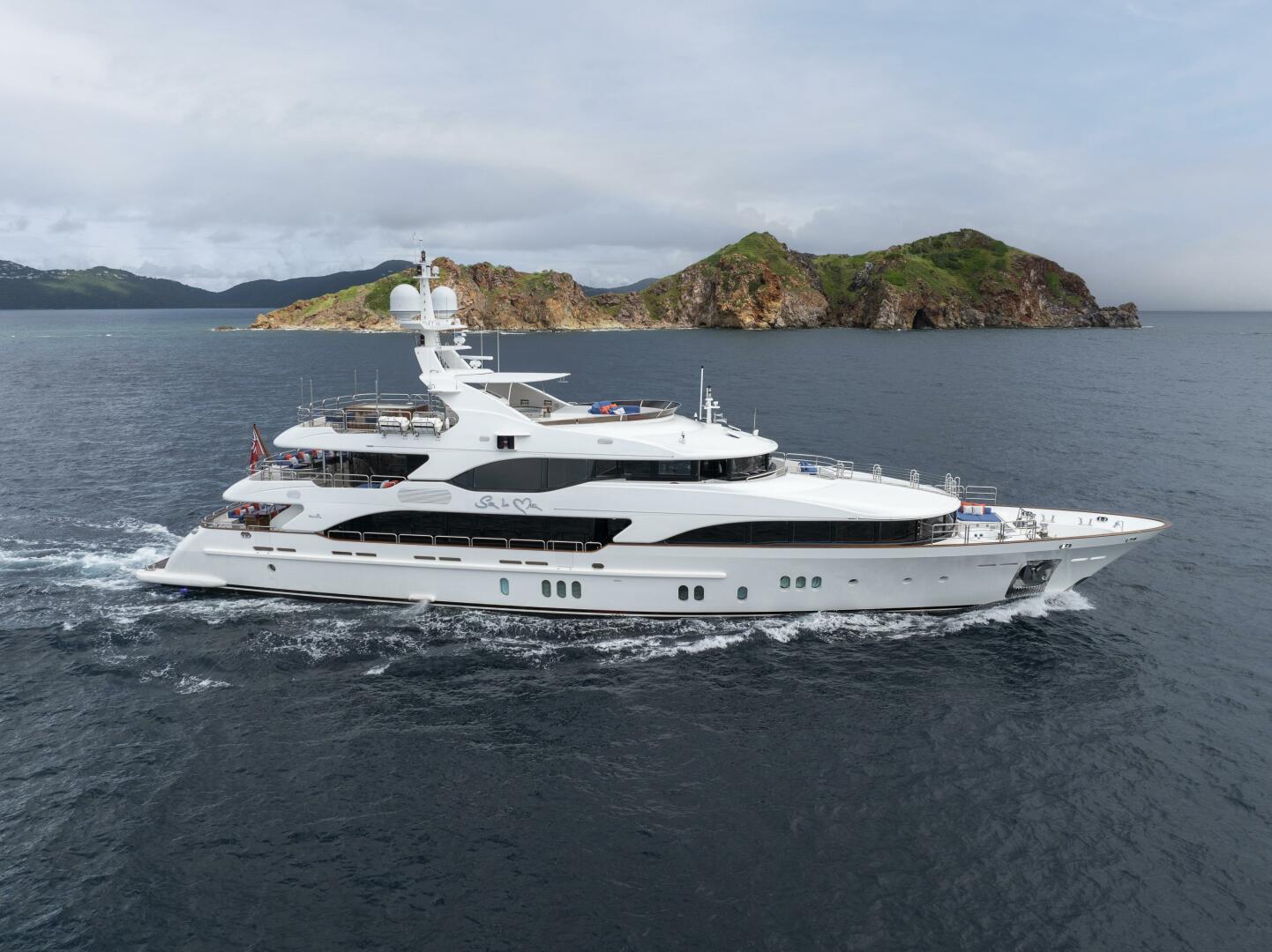 SUR LA MER 143ft Benetti Yacht For Sale