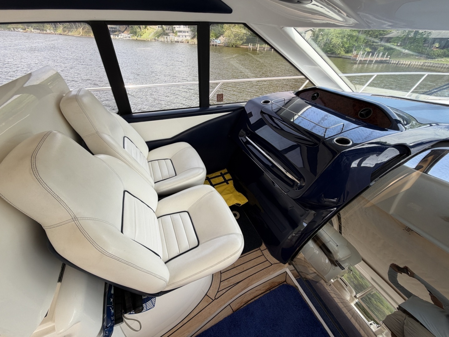 Viking Sport Cruisers V65 Express Yacht For Sale