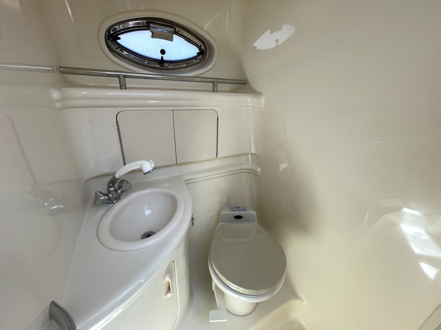28ft Sea Ray Yacht For Sale