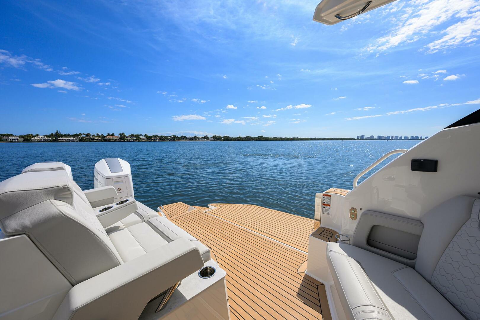 2022 43 Tiara LE 43ft Tiara Yachts Yacht For Sale