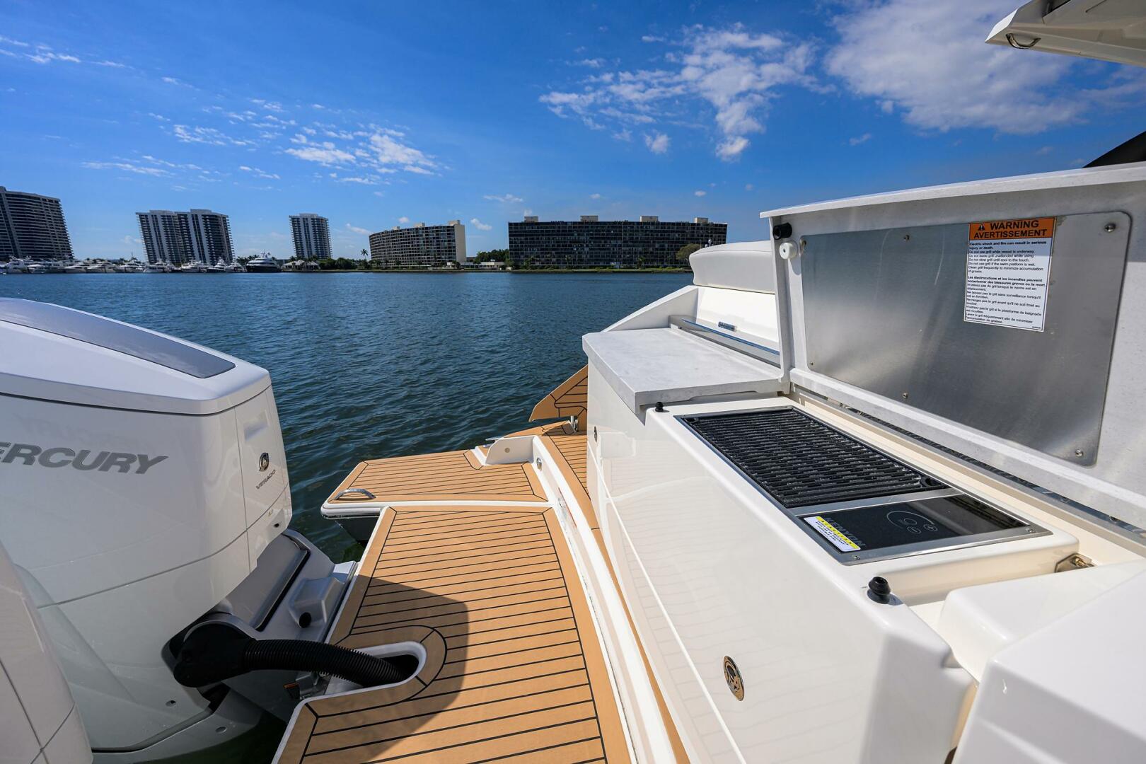 2022 43 Tiara LE 43ft Tiara Yachts Yacht For Sale