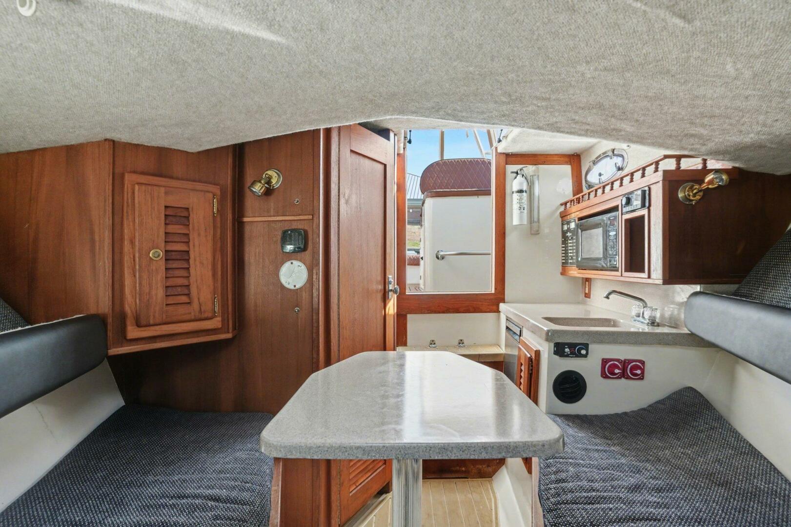 Leatherback 27ft Albemarle Yacht For Sale