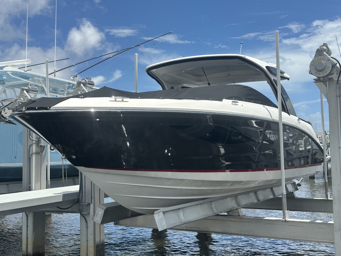Sea Ray 350 SLX Outboard