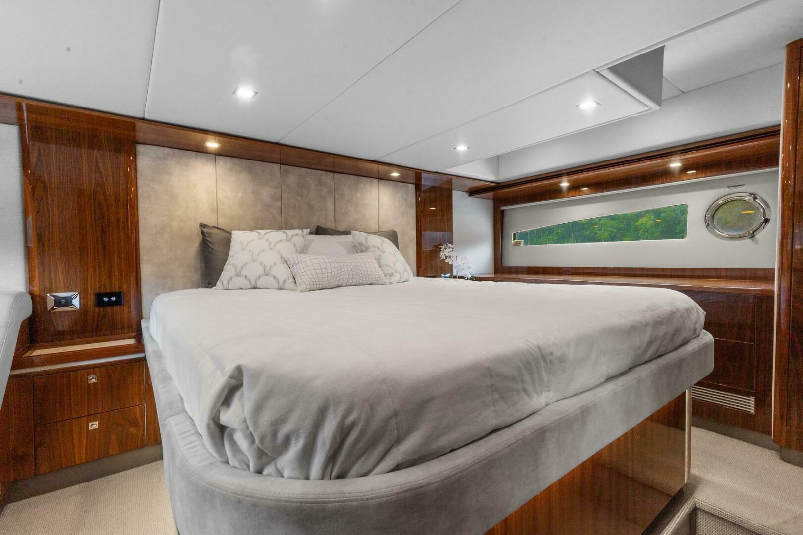 Frivolous 54ft Riviera Yacht For Sale