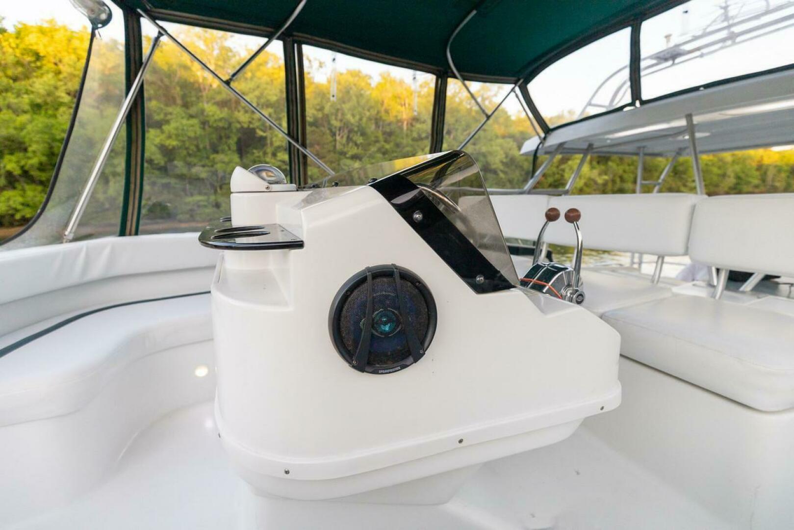 SEAS THE DAY 37ft Mainship Yacht For Sale