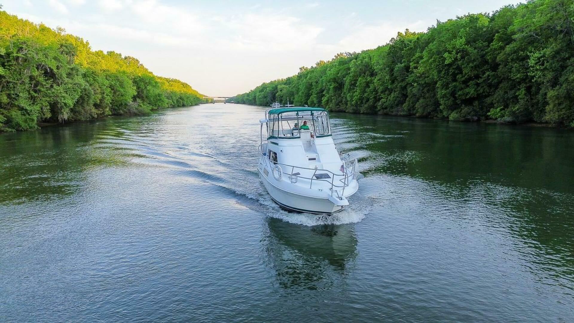 SEAS THE DAY 37ft Mainship Yacht For Sale