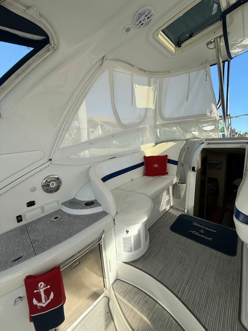 HOW WE ROLL 37ft Formula Yacht For Sale