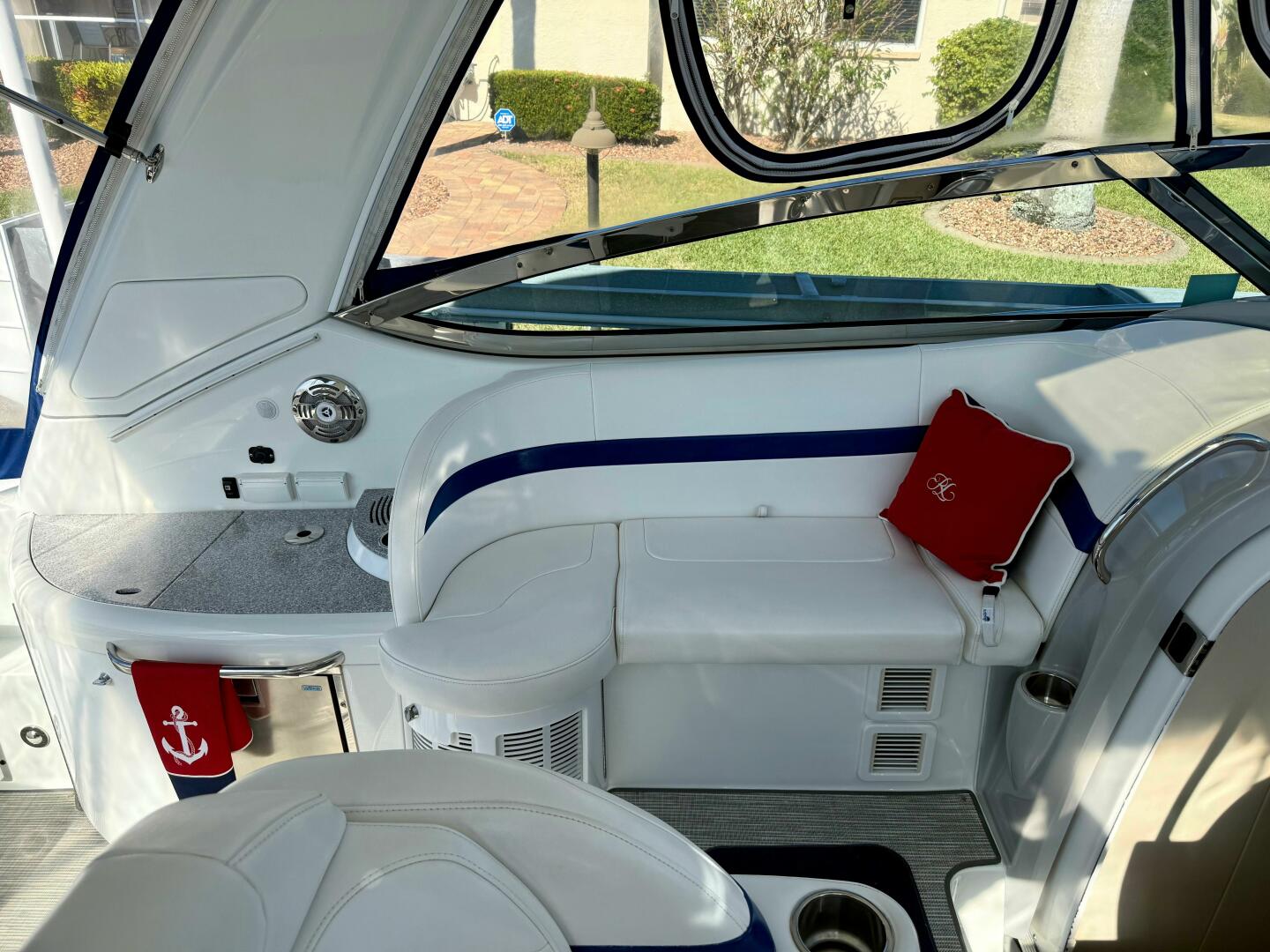 HOW WE ROLL 37ft Formula Yacht For Sale