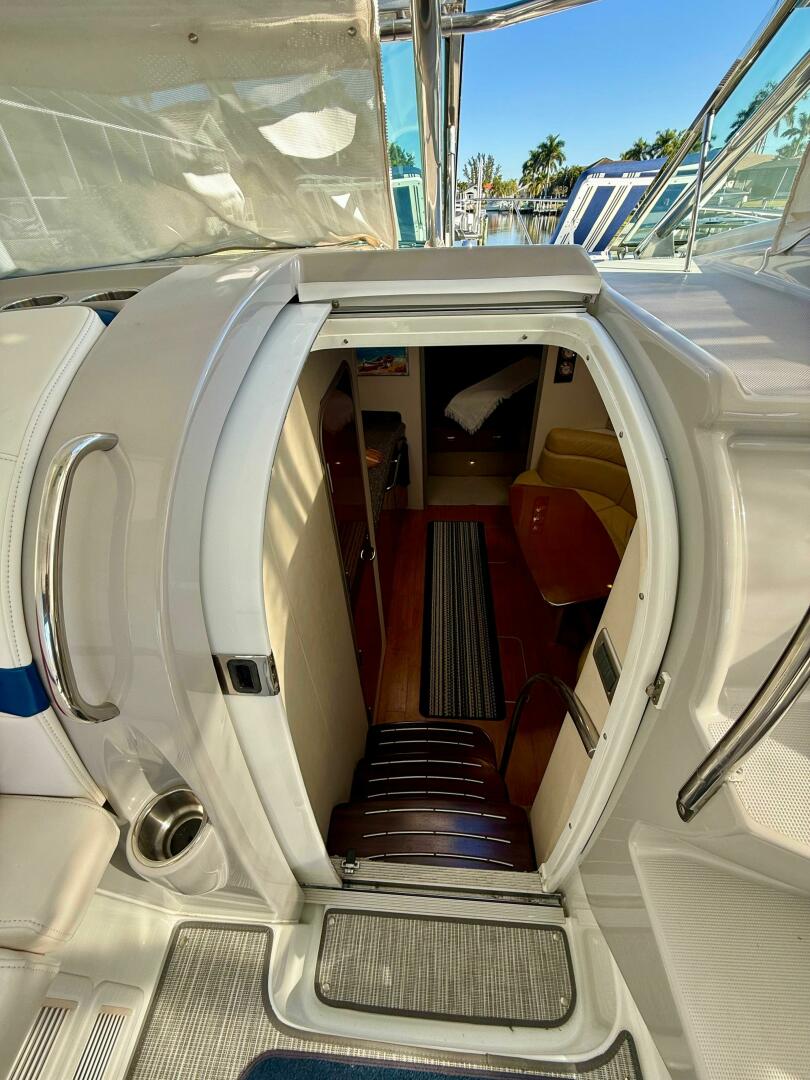 HOW WE ROLL 37ft Formula Yacht For Sale