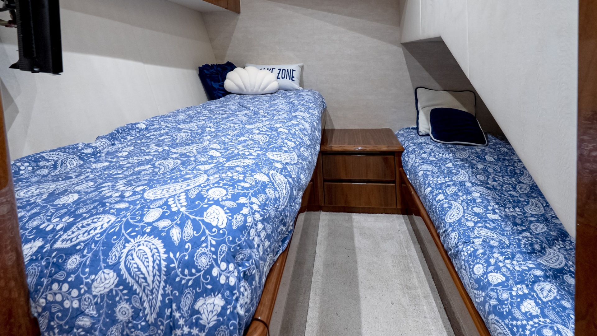 Sexy Lady 62ft Viking Yacht For Sale