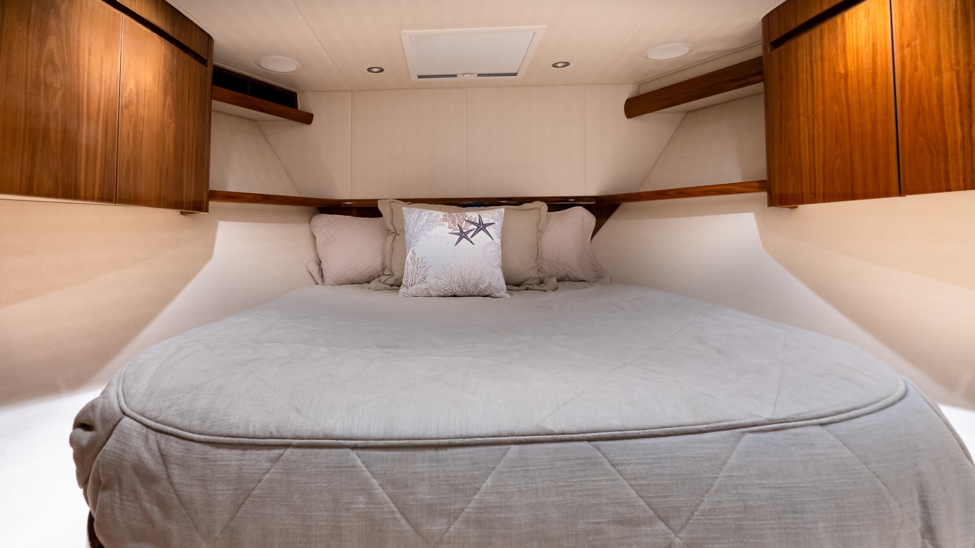 Sexy Lady 62ft Viking Yacht For Sale